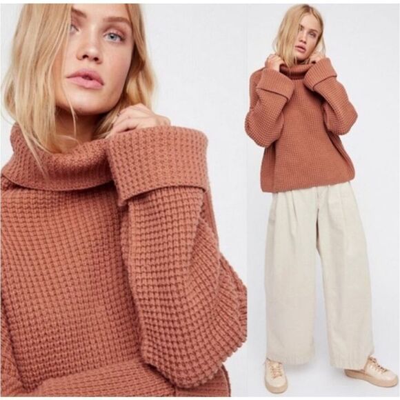 Free People Park City Chunky Oversized Bell Sleeve Sweater - Picture 1 of 6